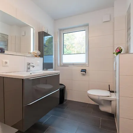 Knuddi S Ferienhof, App 01 アパート