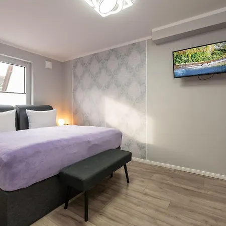 Knuddi S Ferienhof, App 01 アパート