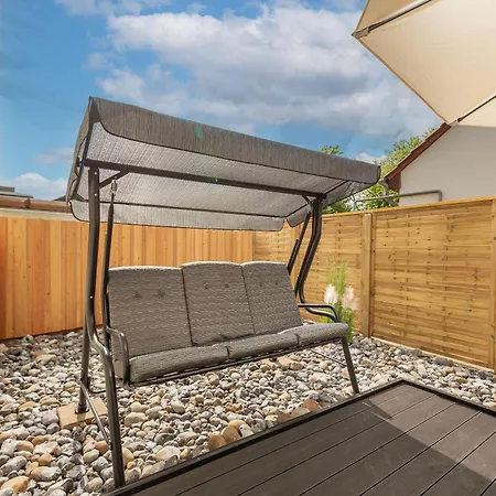 Knuddi S Ferienhof, App 01 アパート